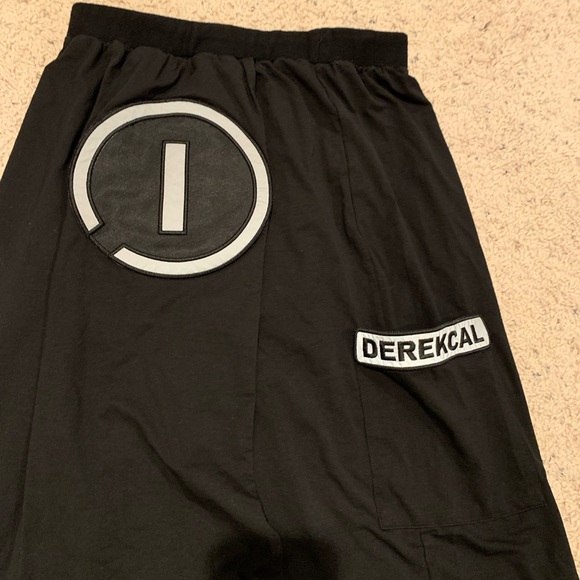 Cool girl shirt! Size: S - Picture 2 of 3